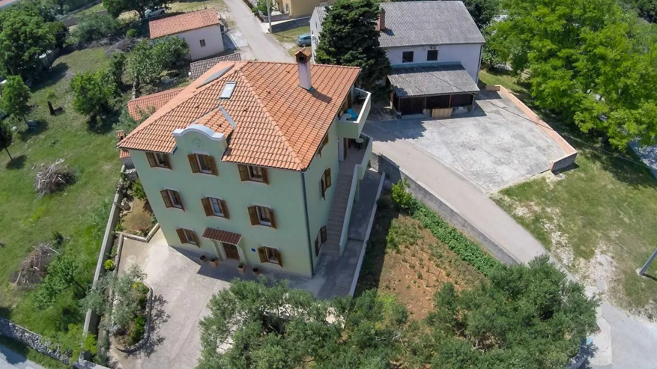 Anka Hotel Nerezine Guest house